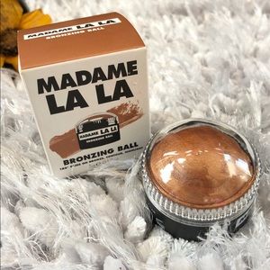 ❗️LAST ONE❗️NWT MADAME LA LA Bronzing Ball 180 degree. Amazing instant bronzing
